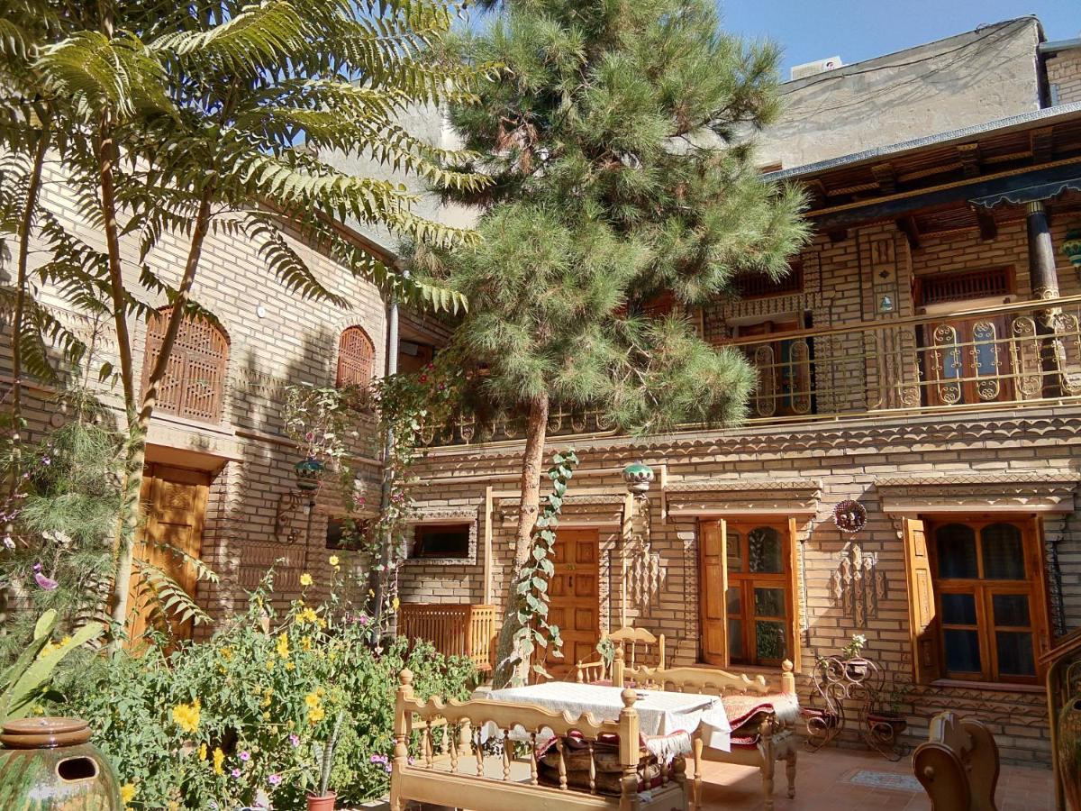 בוקורו Sasha & Son Hotel מראה חיצוני תמונה