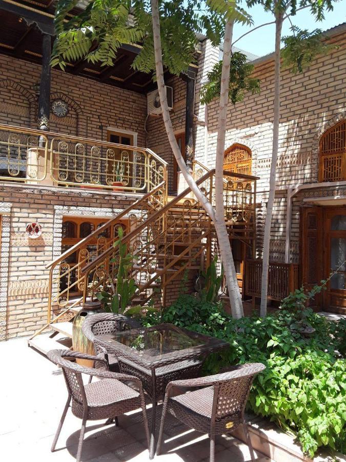 בוקורו Sasha & Son Hotel מראה חיצוני תמונה